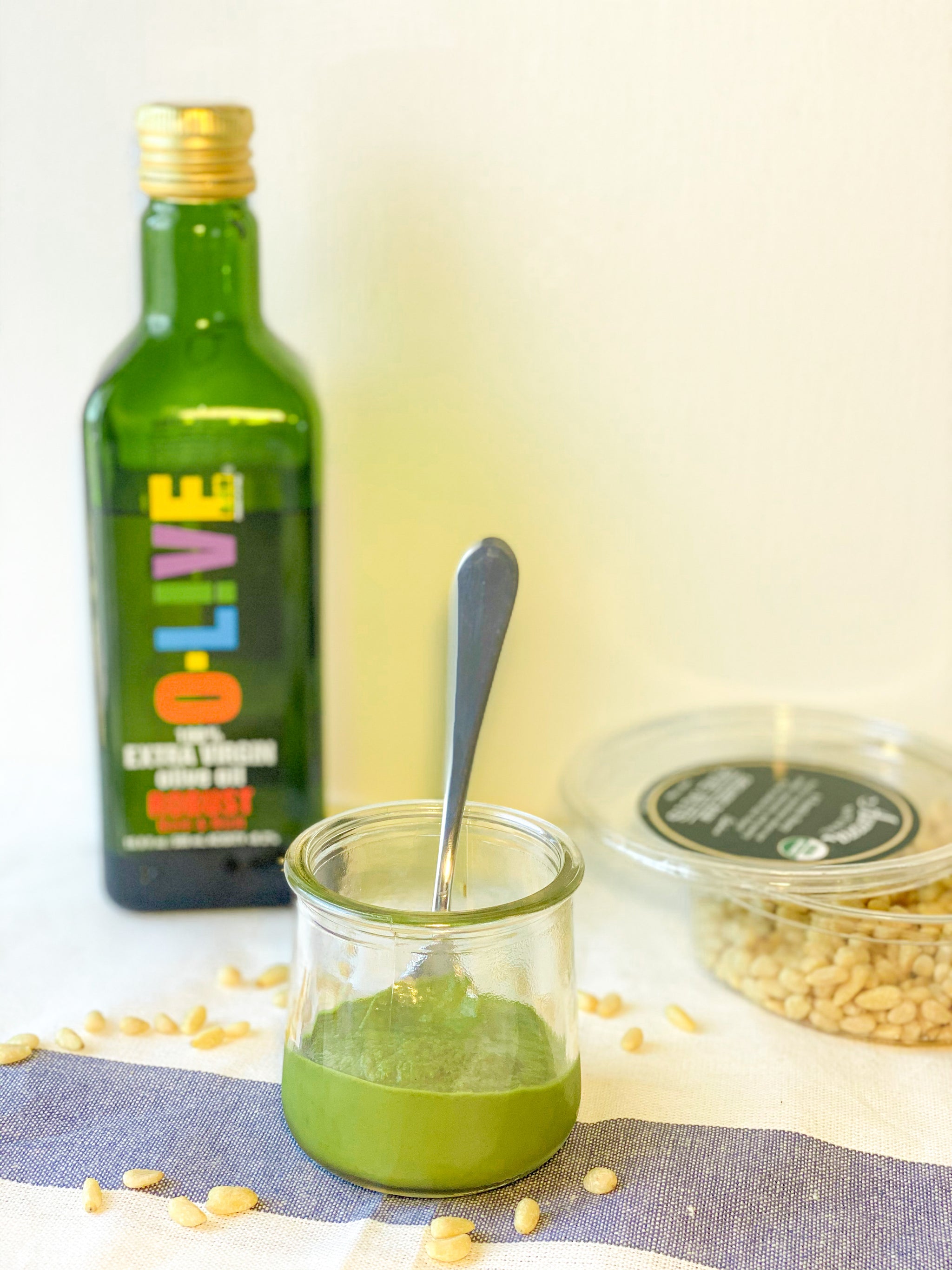 Kale & Green Olive Pesto Spread by @Confinemnt_Kitchn